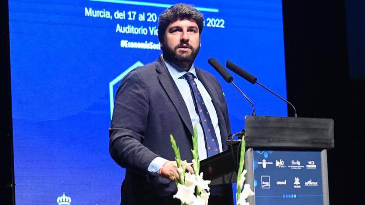 Fernando López Miras