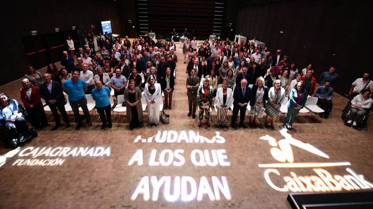 CaixaBank y CajaGranada Fundación entregan 250.000 euros para proyectos sociales