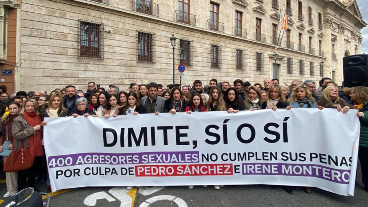Concentración ante la Delegación del Gobierno en Valencia