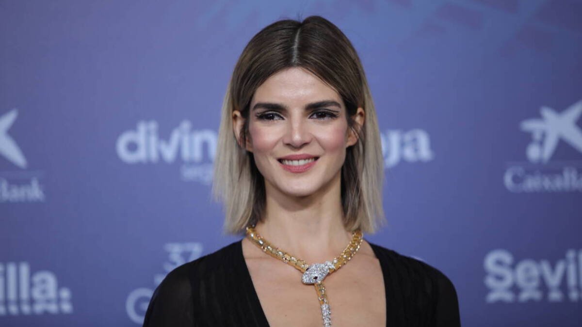 Clara Lago.