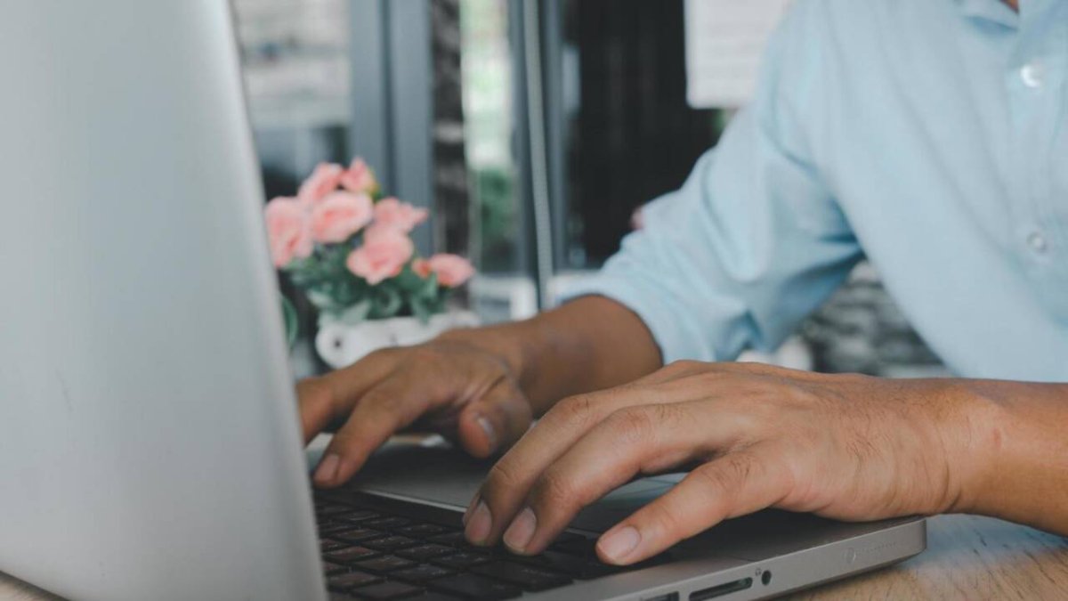 El Consell registra en 10 dies un total de 1.600 sol·licituds del bo digital