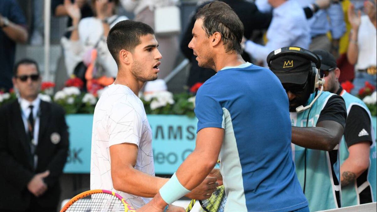 Carlos Alcaraz y Rafa Nadal, cuando coincidieron en el Mutua Madrid del pasado año.