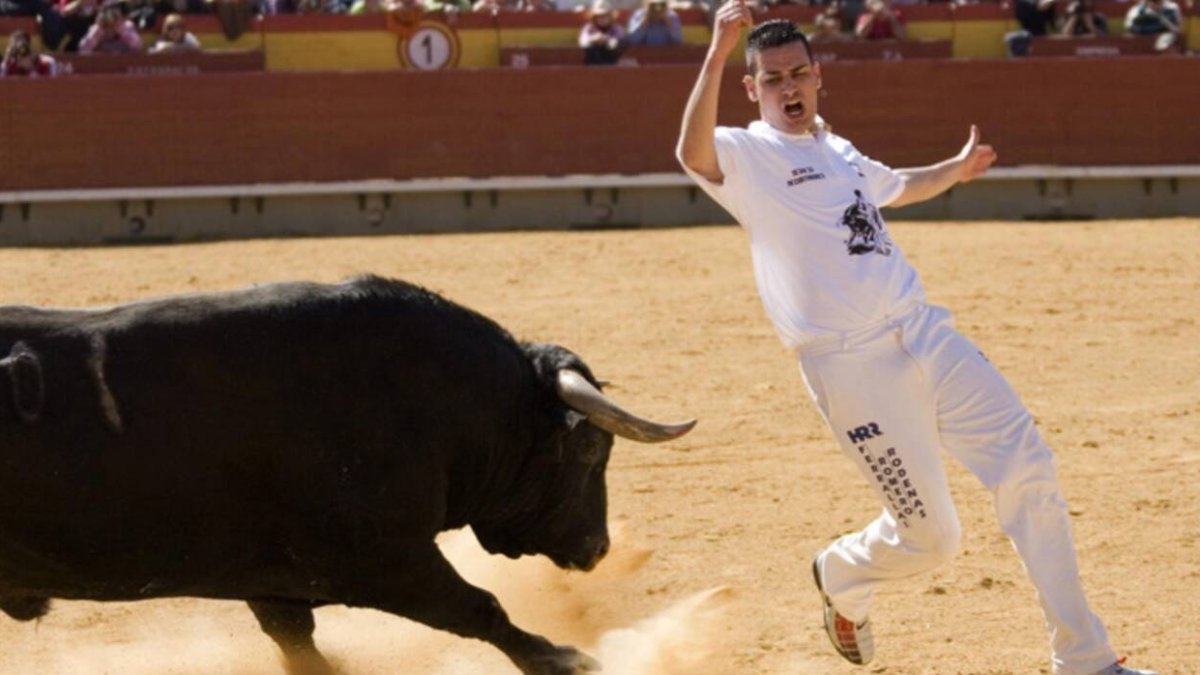 Imagen de Javi González 'Viza' durante un concurso de recortes - ARCHIVO