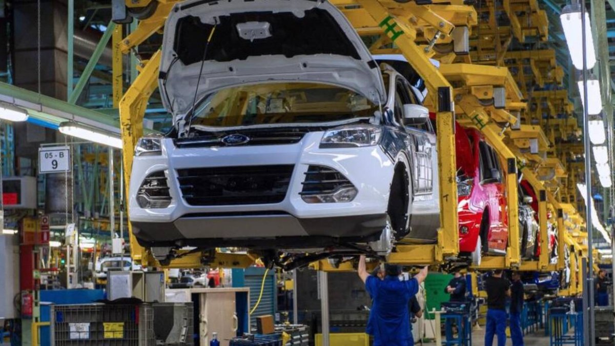 Imagen de la fabricación de un Ford S-MAX - ARCHIVO
