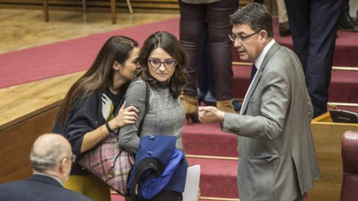 Mireia Mollà, Mónica Oltra y Enric Morera en Les Corts
