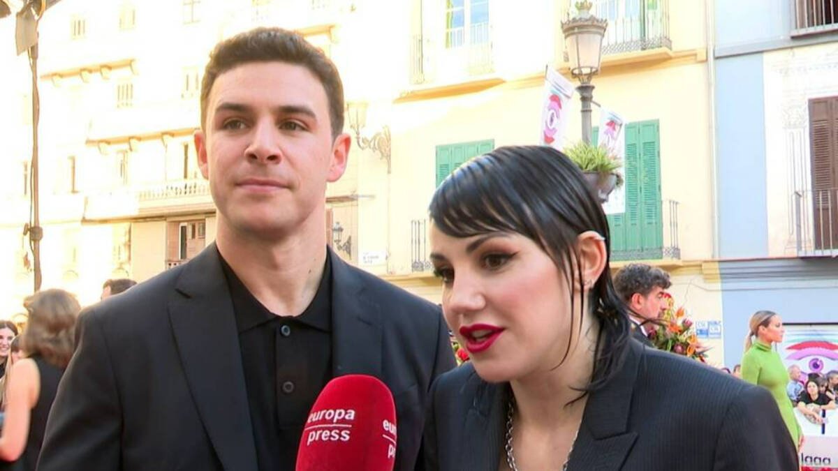 Angy Fernández proclama su amor a los cuatro vientos en el Festival de Málaga