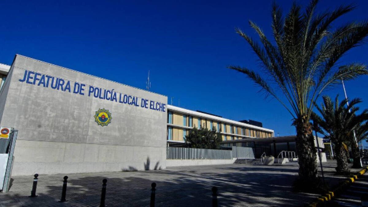 Detenido tras una persecución por conducir de forma temeraria y sin carné