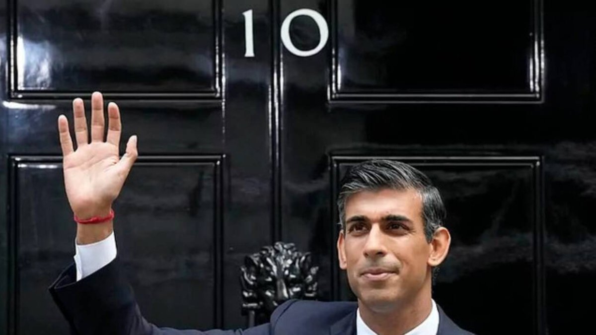 Rishi Sunak en el número 10 de Downing Street - ARCHIVO