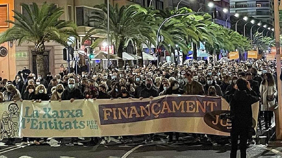 ‘Per un Finançament Just’ exige liderar la indignación alicantina por los PGE