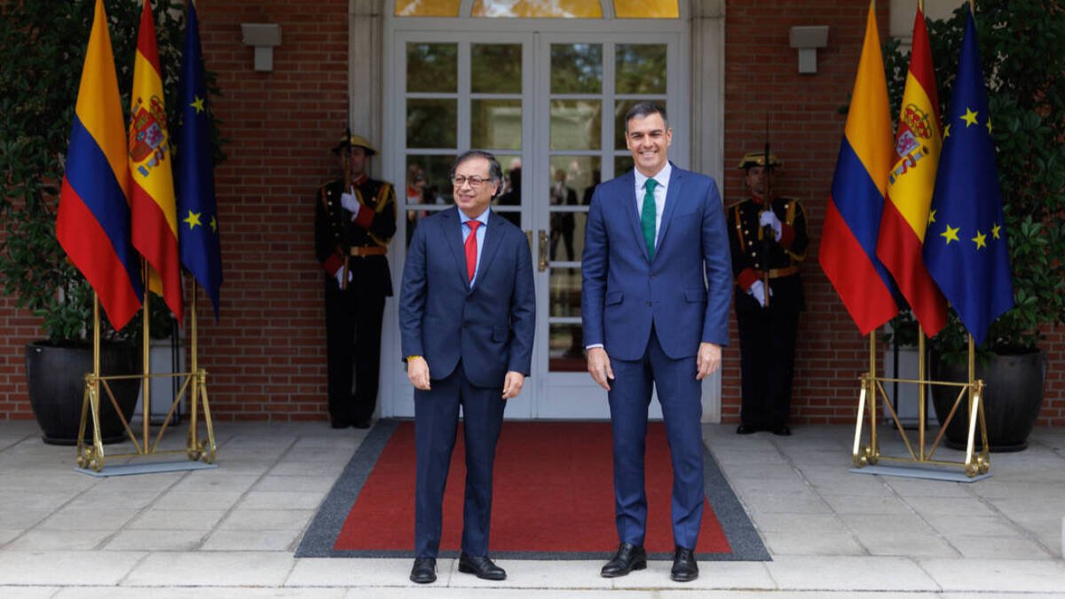 Pedro Sánchez recibe a Gustavo Petro