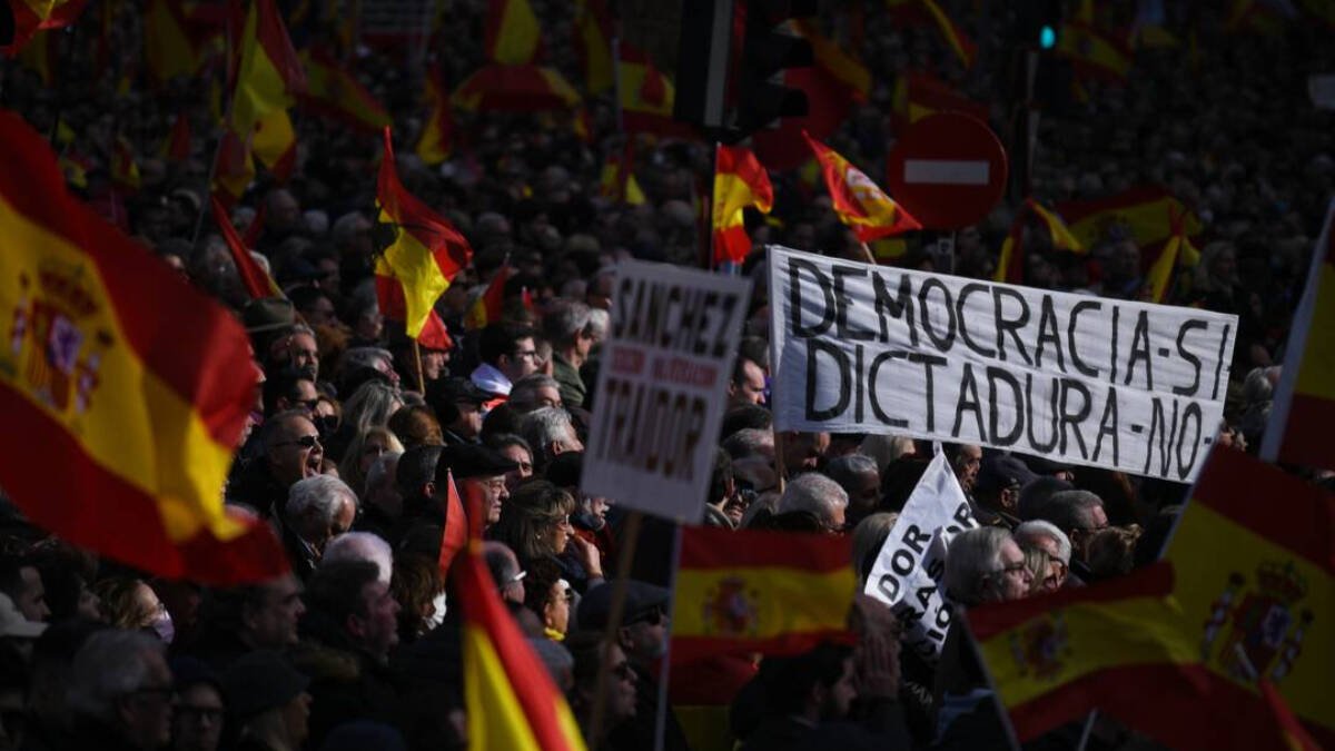 Insultos de la izquierda política y mediática a los manifestantes del sábado
