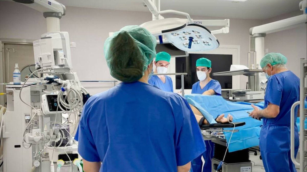 Uno de los nuevos quirófanos que han comenzado a operar en el antiguo hospital militar de Sevilla.