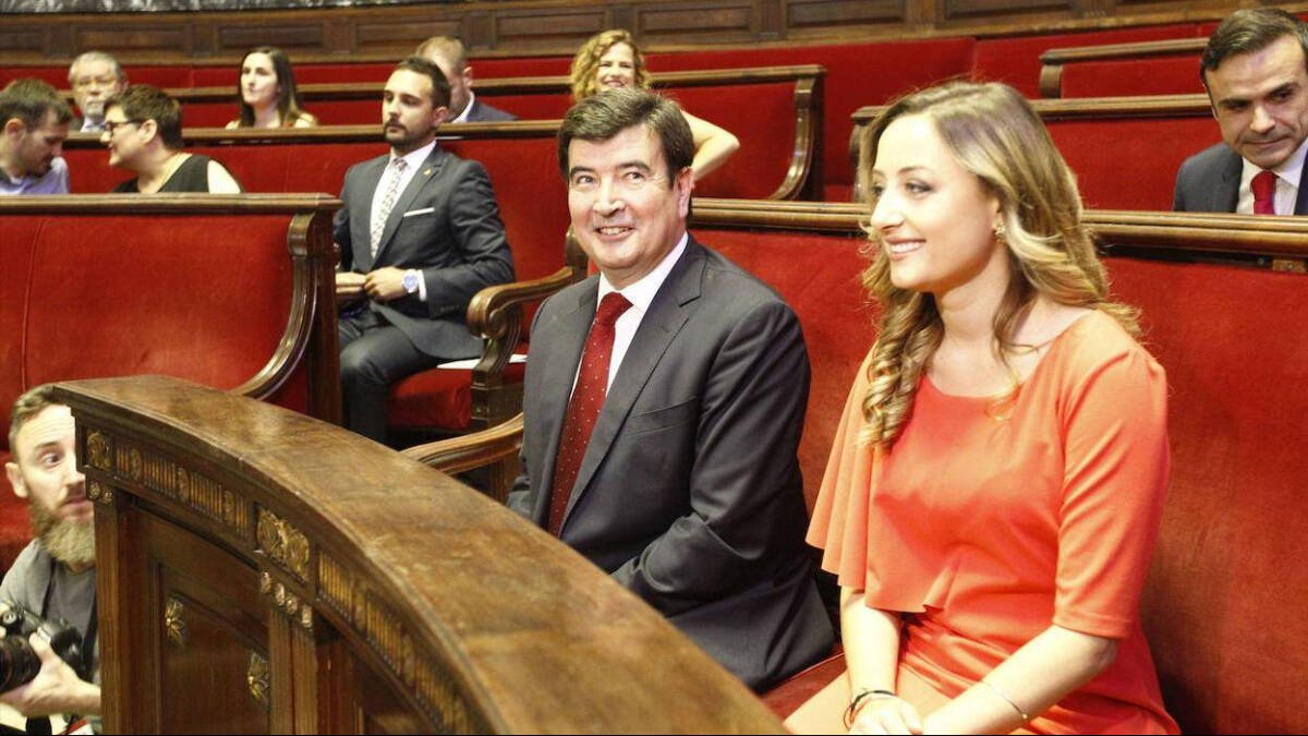 Rocío Gil y Fernando Giner en el pleno de Valencia