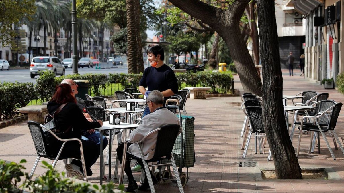 El sector servicios aumenta su facturación casi un 20% en 2022