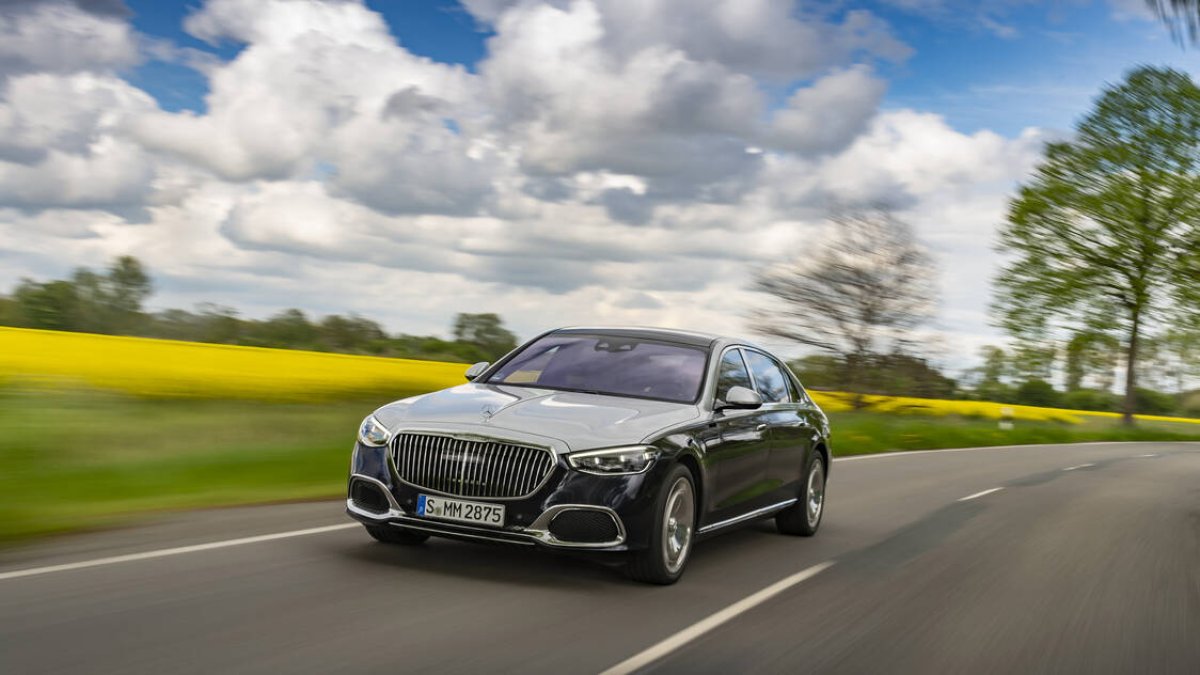 La electrificación manda en el mercado de coches premium