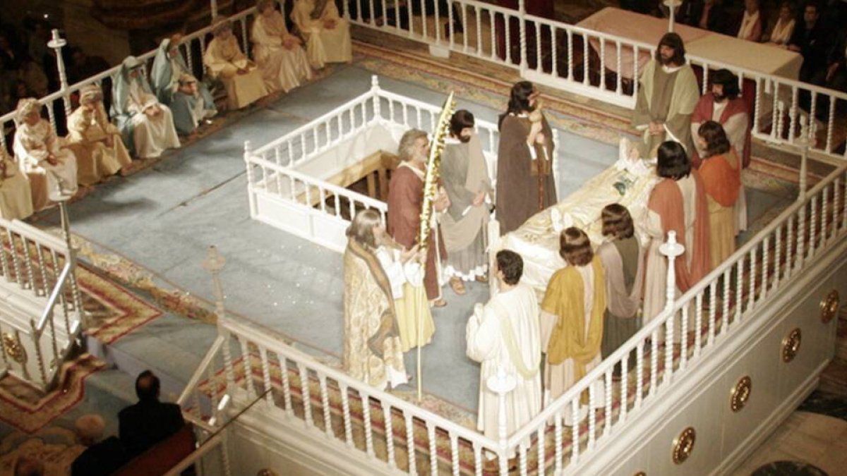El Misteri es un evento cultural que en 2001 fue incluido en la primera Proclamación de las Obras Maestras del Patrimonio Oral e Inmaterial de la Humanidad por la UNESCO. Fuente externa