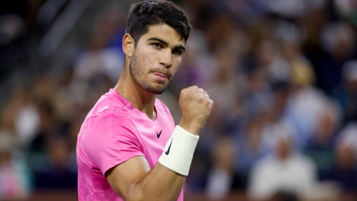 Carlos Alcaraz durante un partido de Indian Wells.