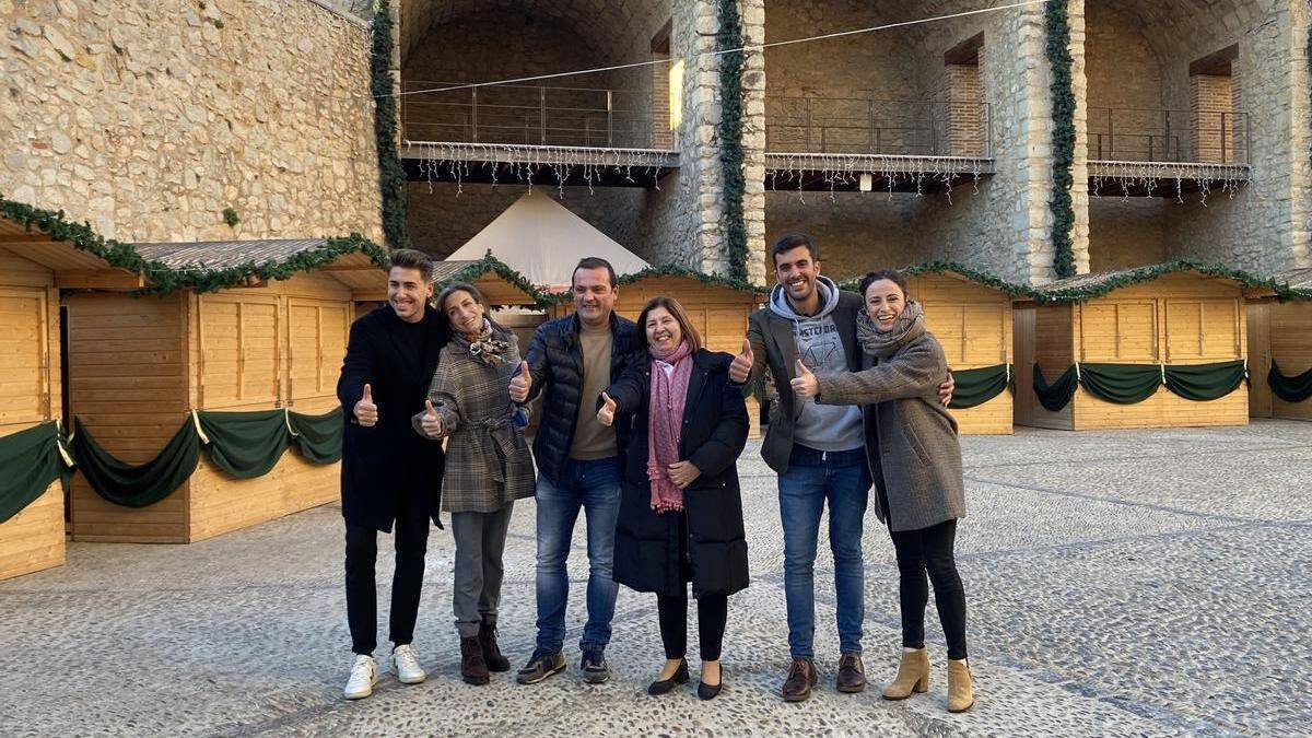 Imagen de representantes del Ayuntamiento de Peñíscola y representantes del Ayuntamiento de Mojacar - PEÑISCOLA