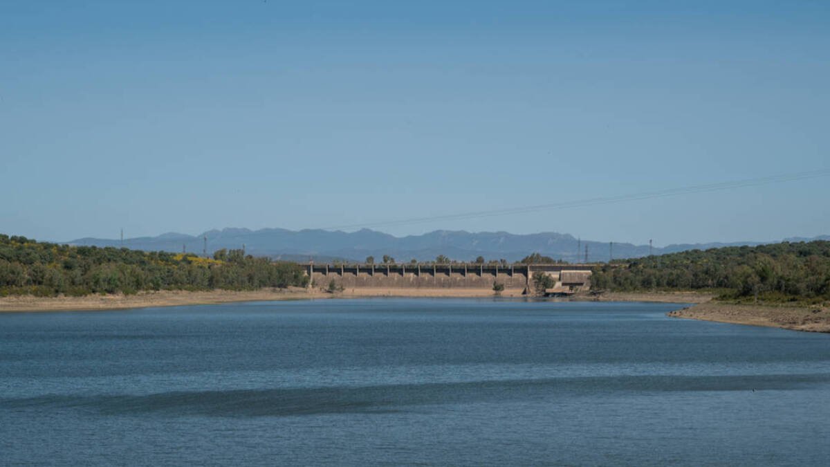 Vista del embalse de Valdecaballeros, en Cáceres.