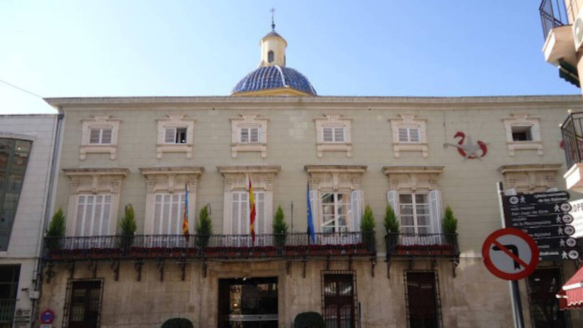 Façana de l'Ajuntament d'Orihuela. Font externa / Ajuntament d'Orihuela