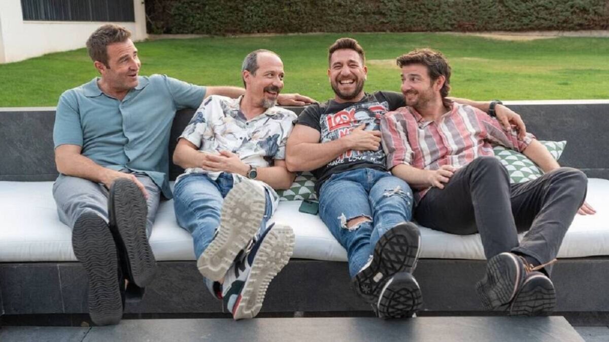 Parte del elenco de 'Machos Alfa', la nueva serie de Netflix