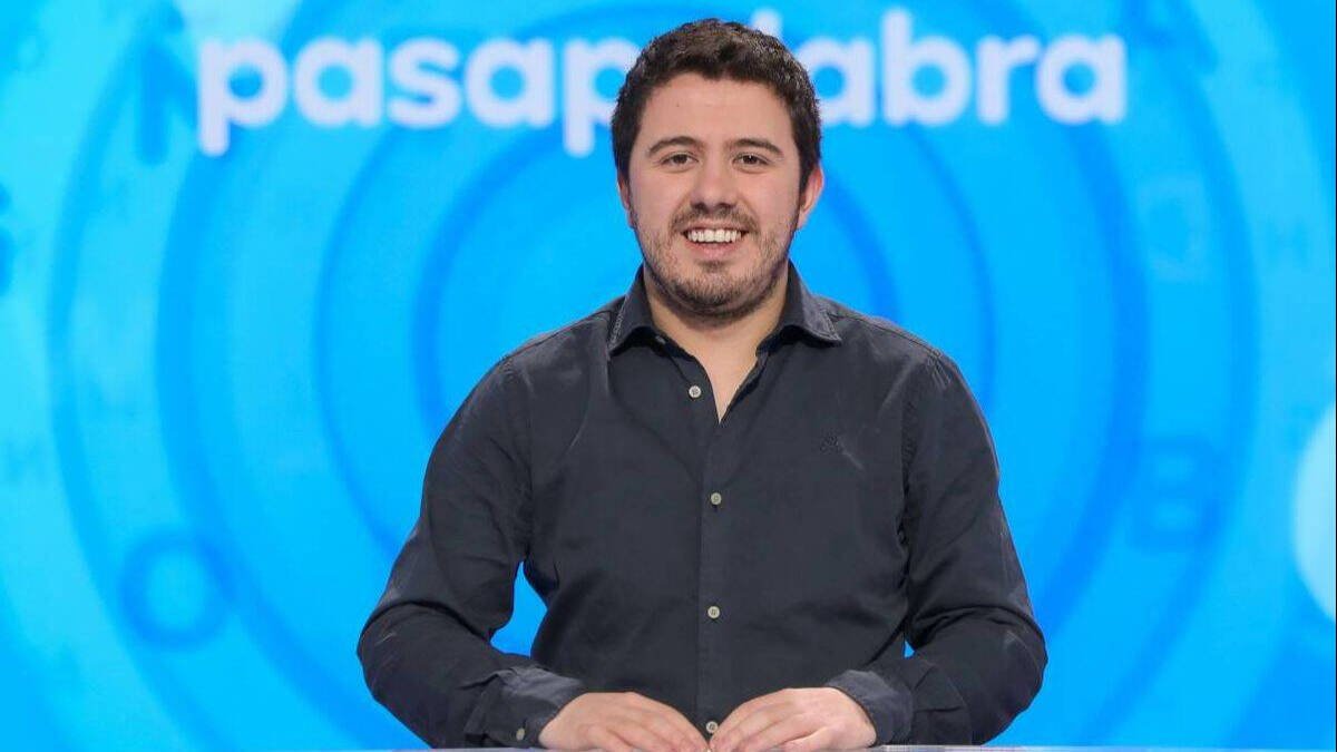 Orestes, en el plató de Pasapalabra.