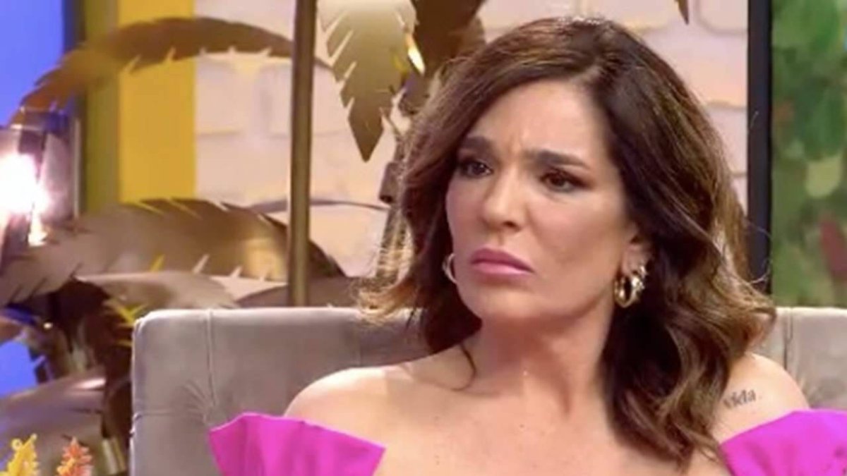 Raquel Bollo tuvo un debut en Fiesta de lo más polémico.