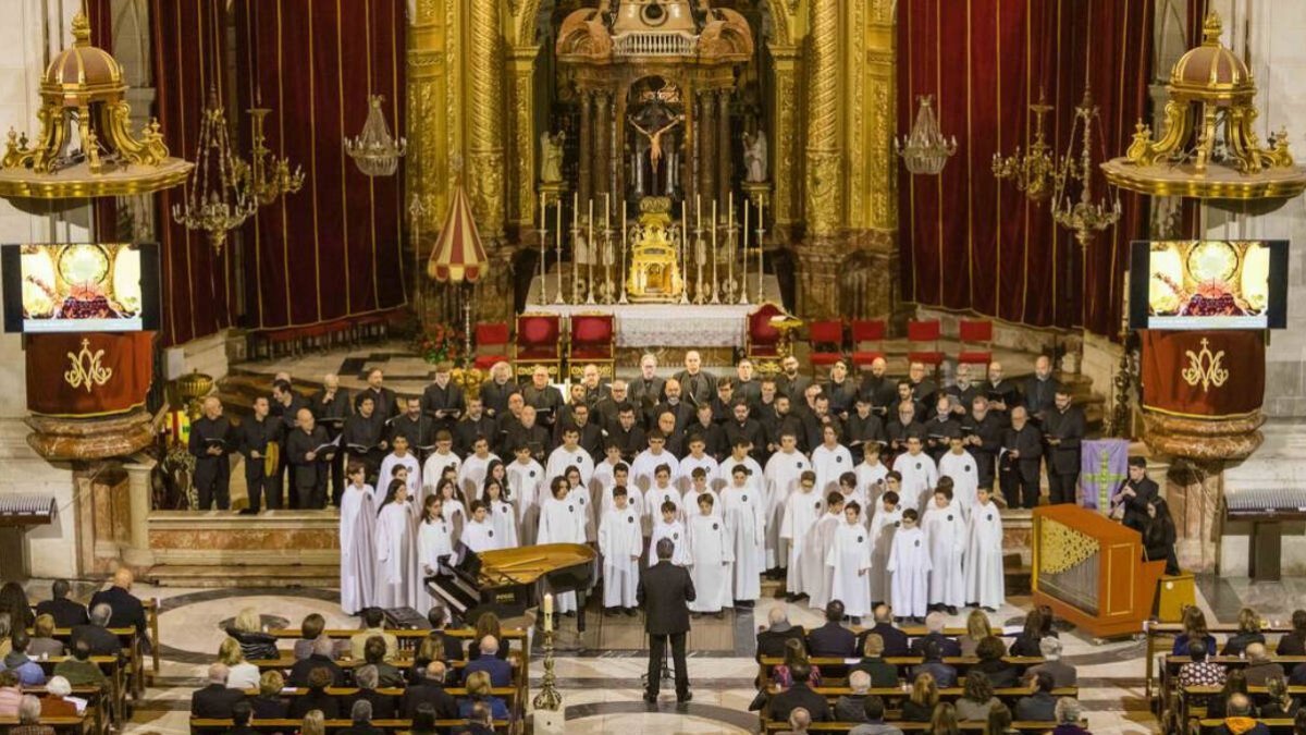 Concierto de Navidad de la Capella y la Escolanía del Misteri en Santa María