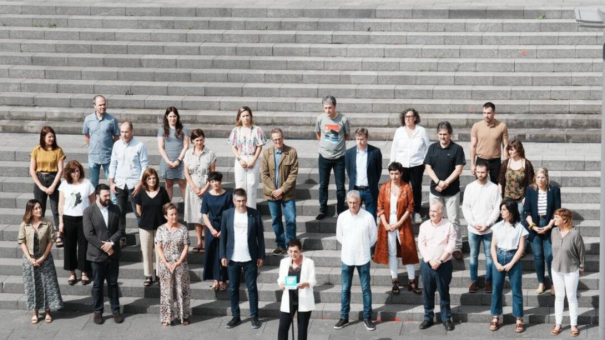 Candidatos de EH Bildu que integran sus listas al Congreso y Senado en las elecciones generales del 23 de julio.