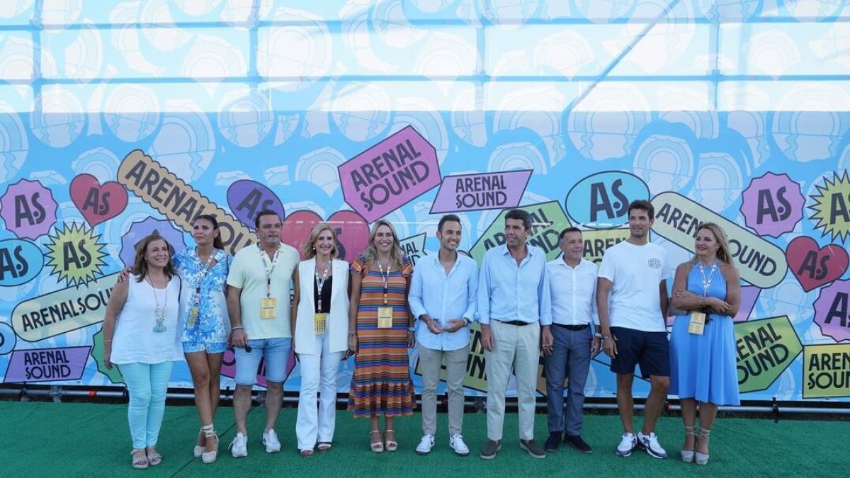 La presidenta de la Diputación de Castellón, Marta Barrachina, visita el Arenal Sound - DIPUTACIÓN DE CASTELLÓN