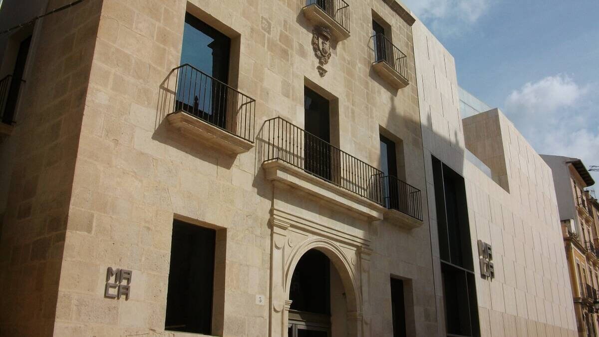 Fachada del MACA, Alicante