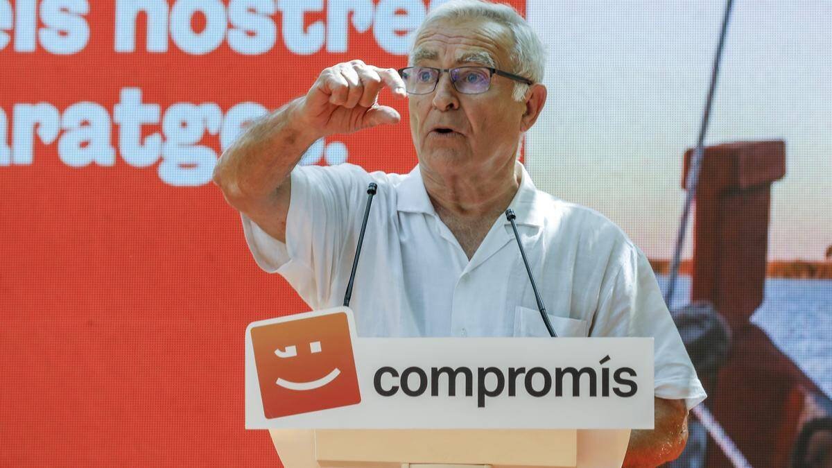 Joan Ribó en un mitin de Compromís