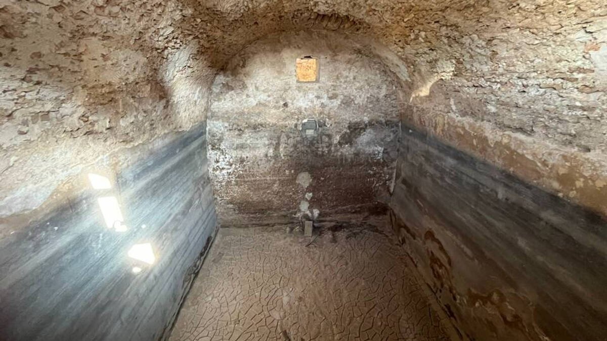 Imagen de la cisterna romana localizada,los arqueólogos indican que podría tratarse de la balsa de una fábrica romana de salazones.