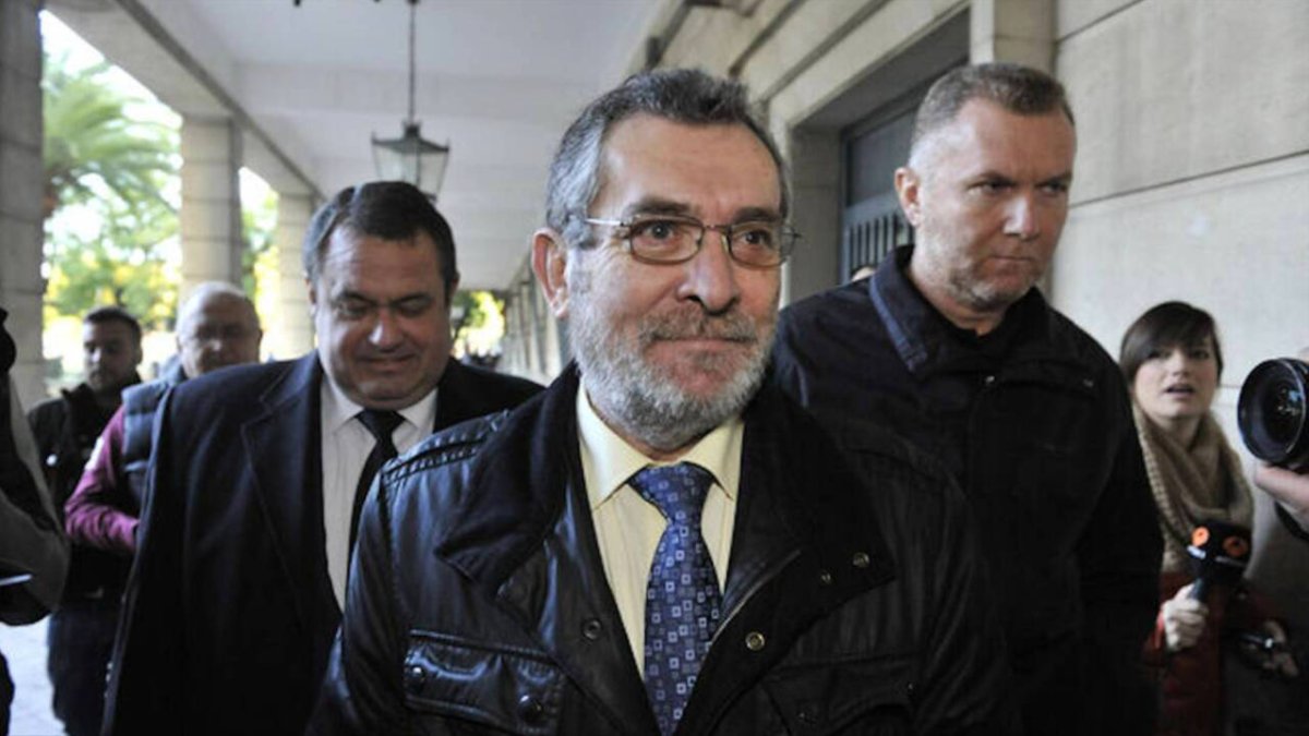 Rivas acudiendo al Tribunal