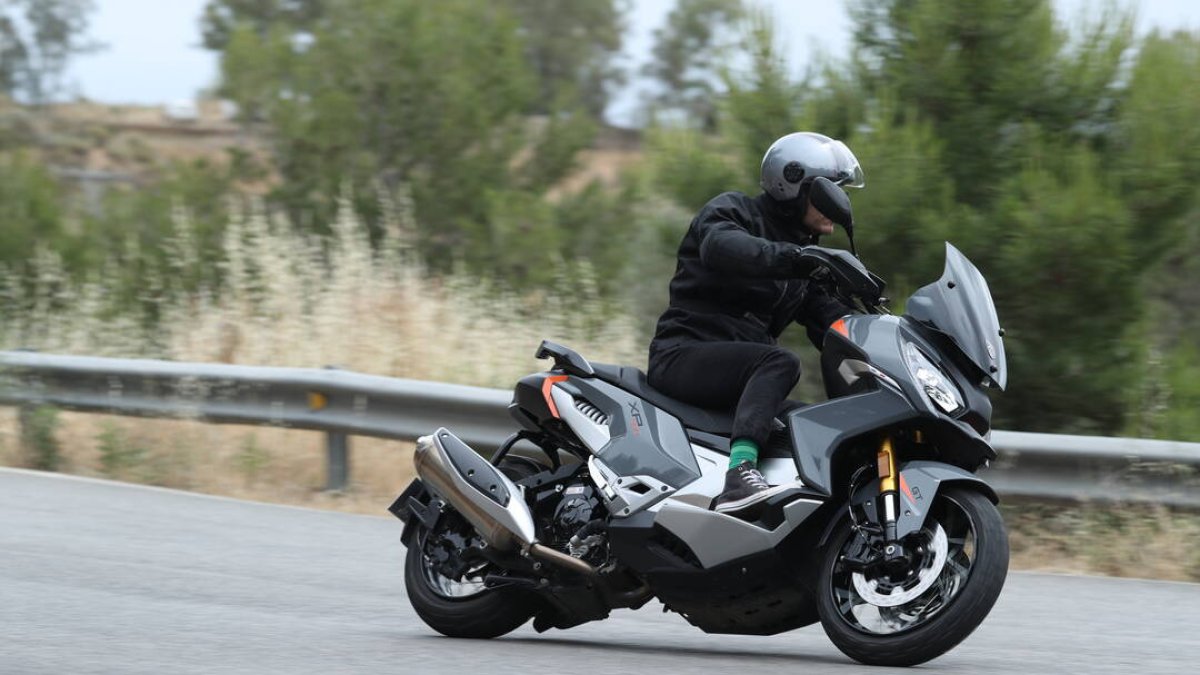 Peugeot Motocycles ya tiene su crossover