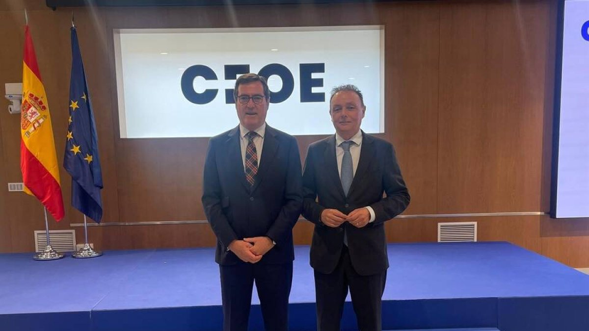 Antonio Garamendi y Salvador Navarro - CEV