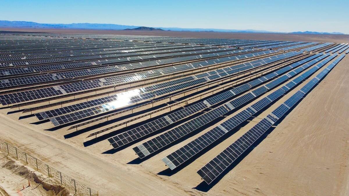 España acumula 360 millones en deudas por laudos de renovables