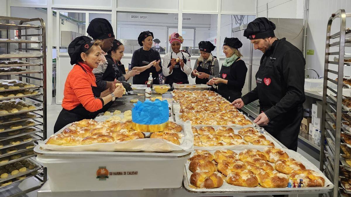 Mil roscones de reyes para los más desfavorecidos de Alicante