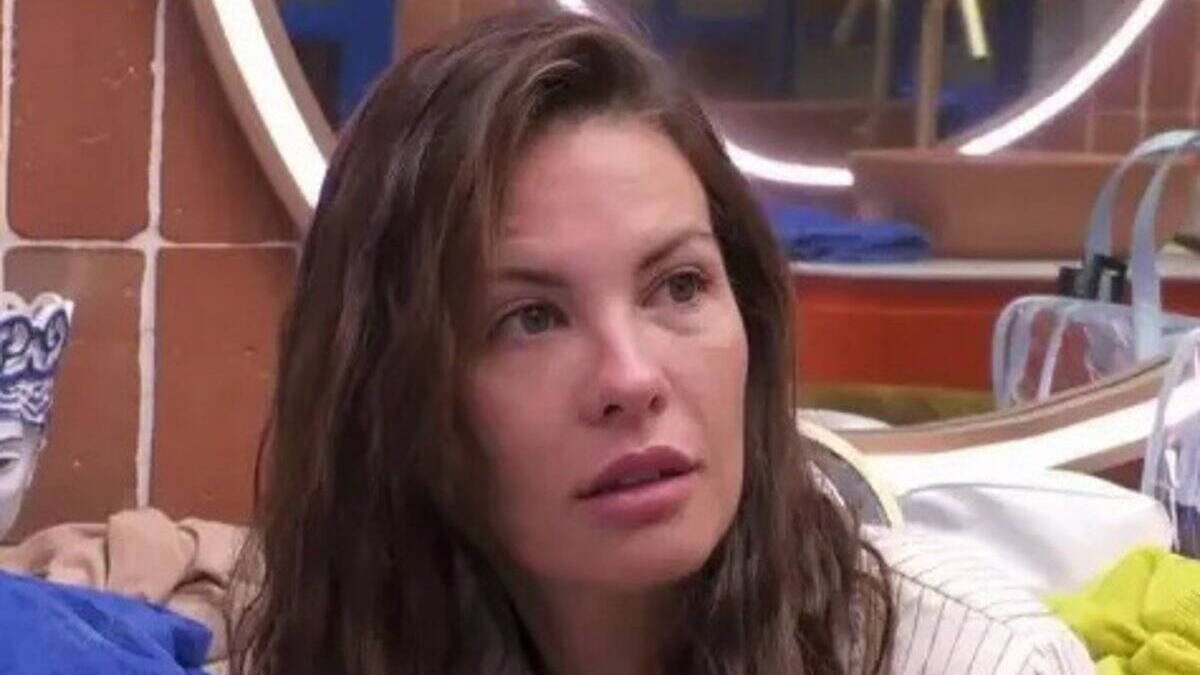 Jessica Bueno vuelve a hablar de su ruptura con Jota Peleteiro.