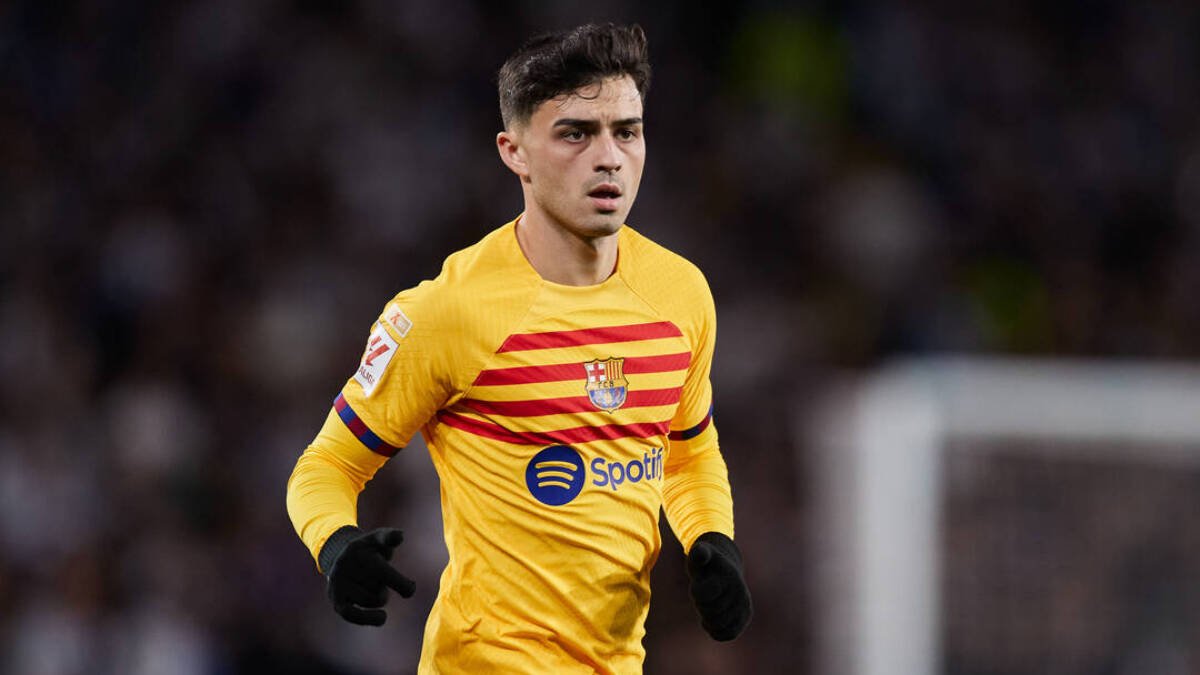 Pedri, durante un partido con el Barça.