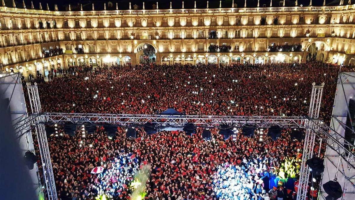 Fin de año universitario en 2022.