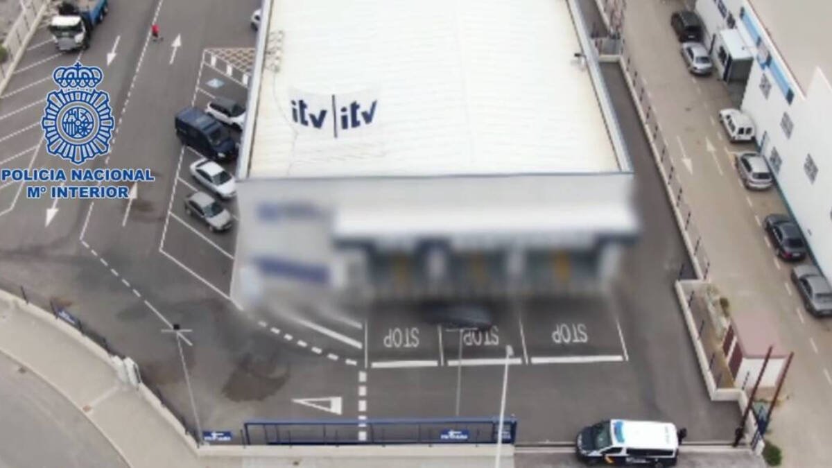 Desarticulada una red criminal que falseaba las ITV