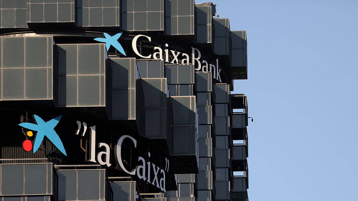 Caixabank incrementa su negocio de pymes con su primera red de oficinas en España