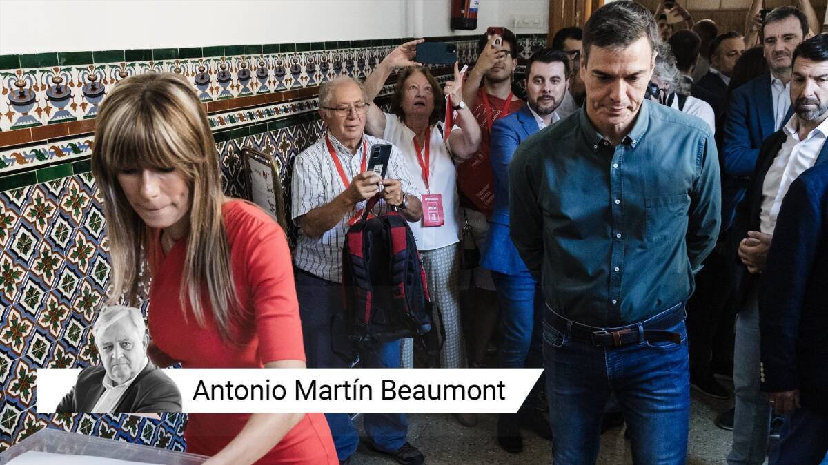 Pedro Sánchez y su mujer Begoña Gómez votando en las pasadas elecciones generales.