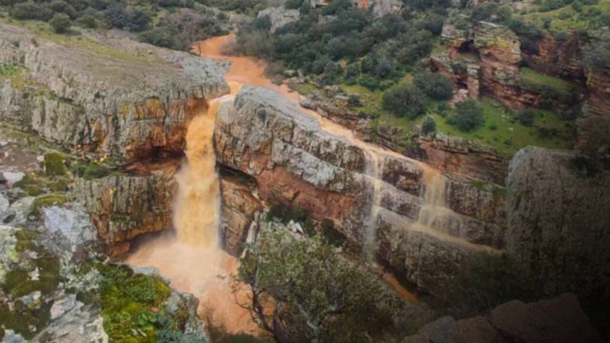 Cascada de la Cimbarra, Villacarrillo, Jaén.