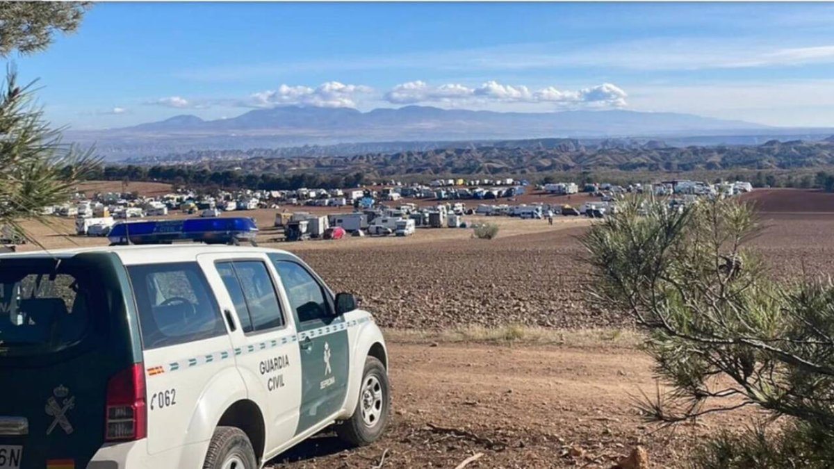 Fiesta ilegal en La Peza, Granada.