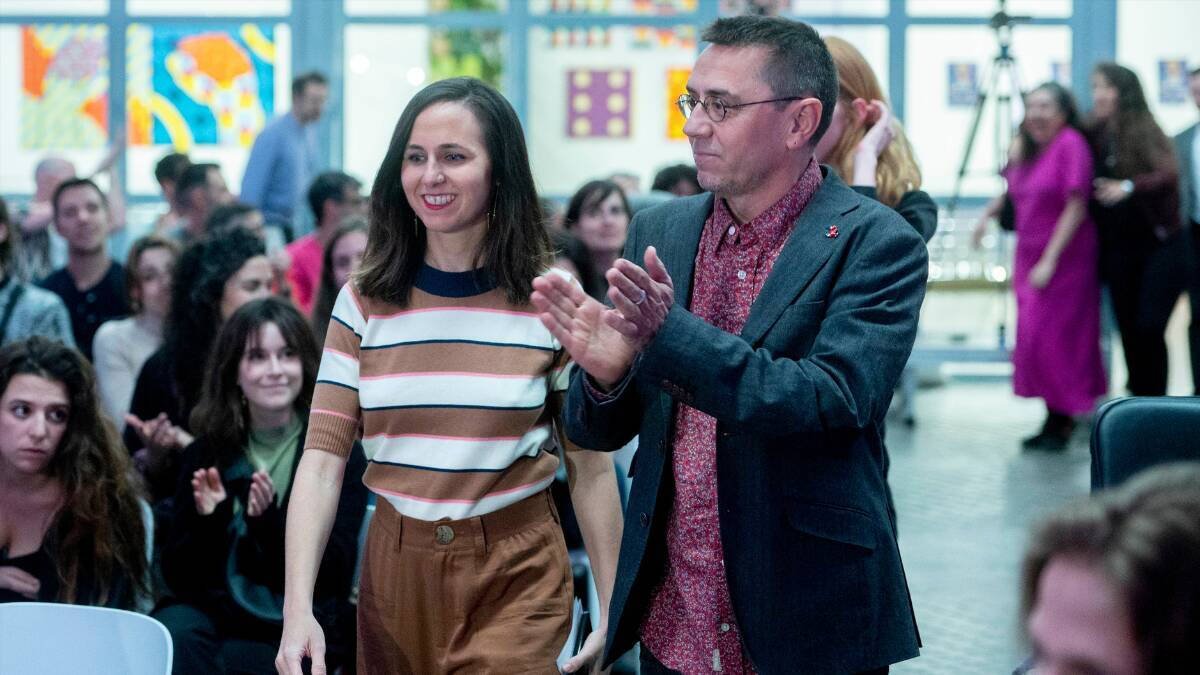 La secretaria general de Podemos, Ione Belarra, y el cofundador del partido morado, Juan Carlos Monedero.