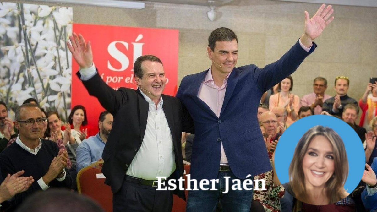 Pedro Sánchez, junto a Abel Caballero, alcalde de Vigo y presidente de la FEMP
