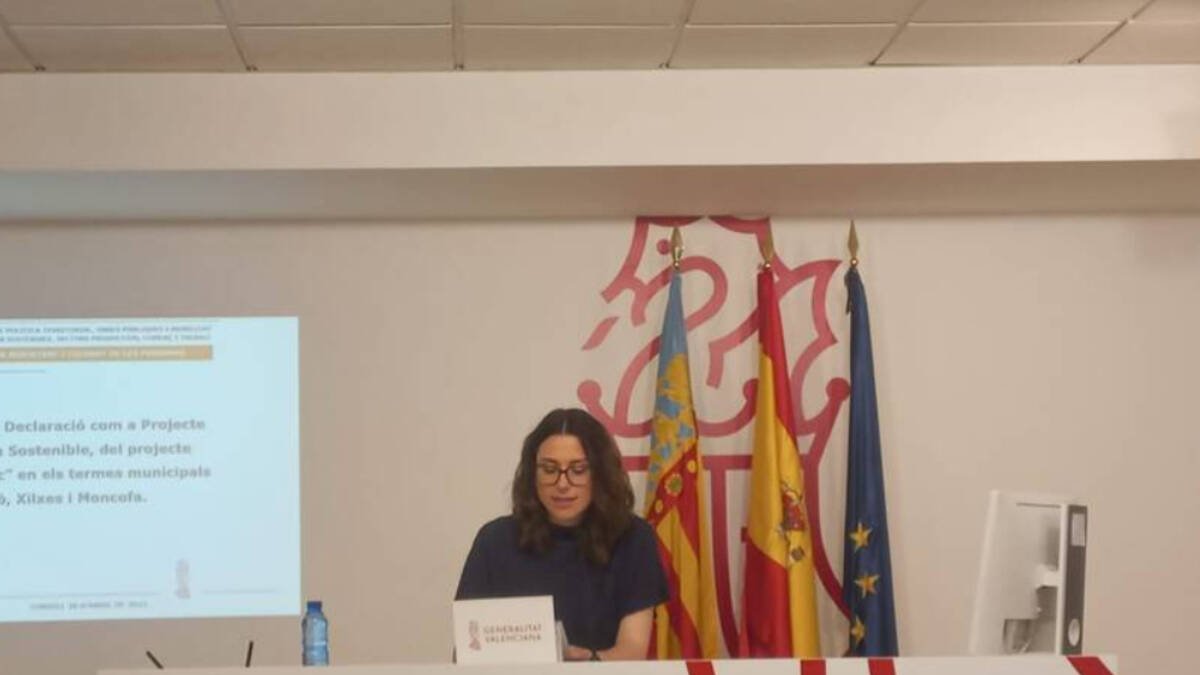 La vicepresidenta y portavoz del Consell, Aitana Mas, en rueda de prensa.