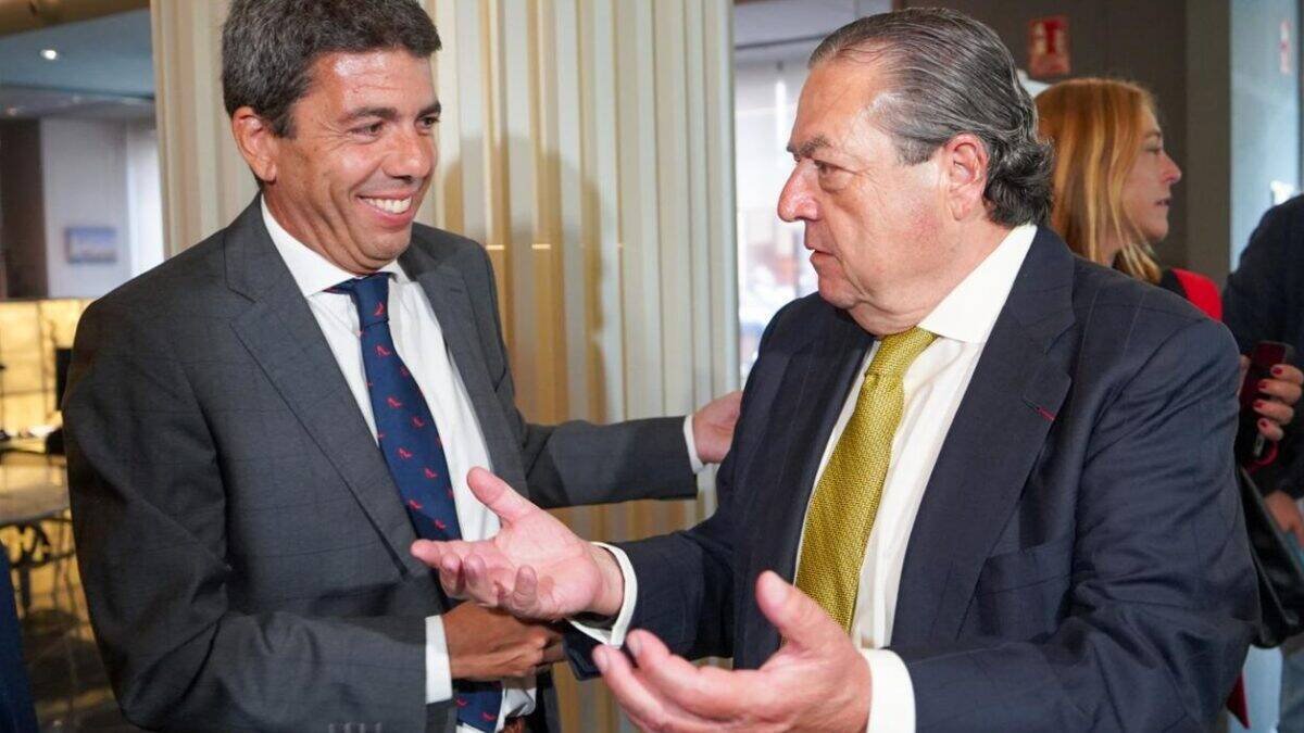 Carlos Mazón con el naviero Vicente Boluda